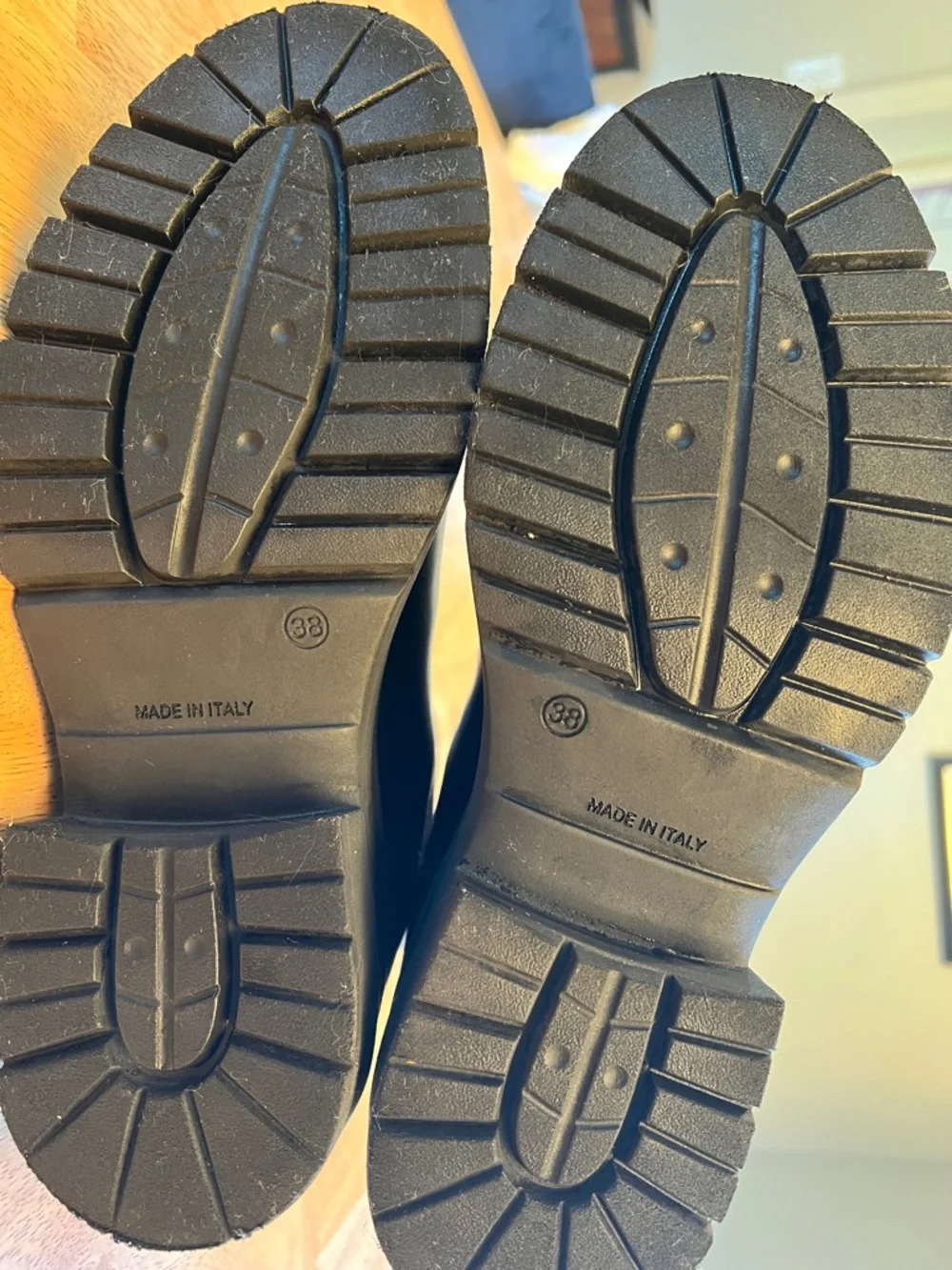 JW Anderson Black Leather Chelsea Boots 38 EU - Picture 6 of 16